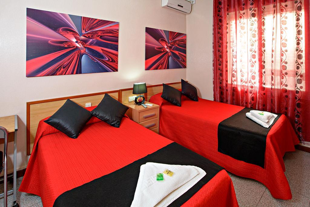 Hostal Carrizo Hotel Елда Екстериор снимка