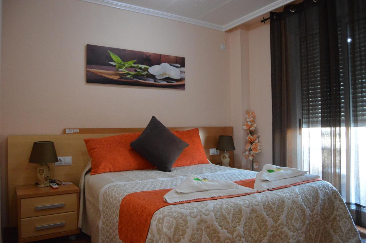 Hostal Carrizo Hotel Елда Екстериор снимка